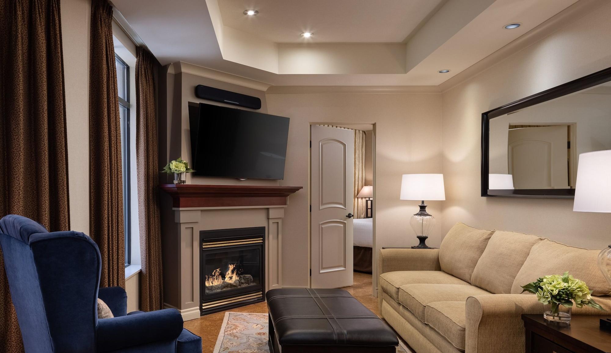 The Royal Kelowna - Bellstar Hotels & Resorts Exterior photo