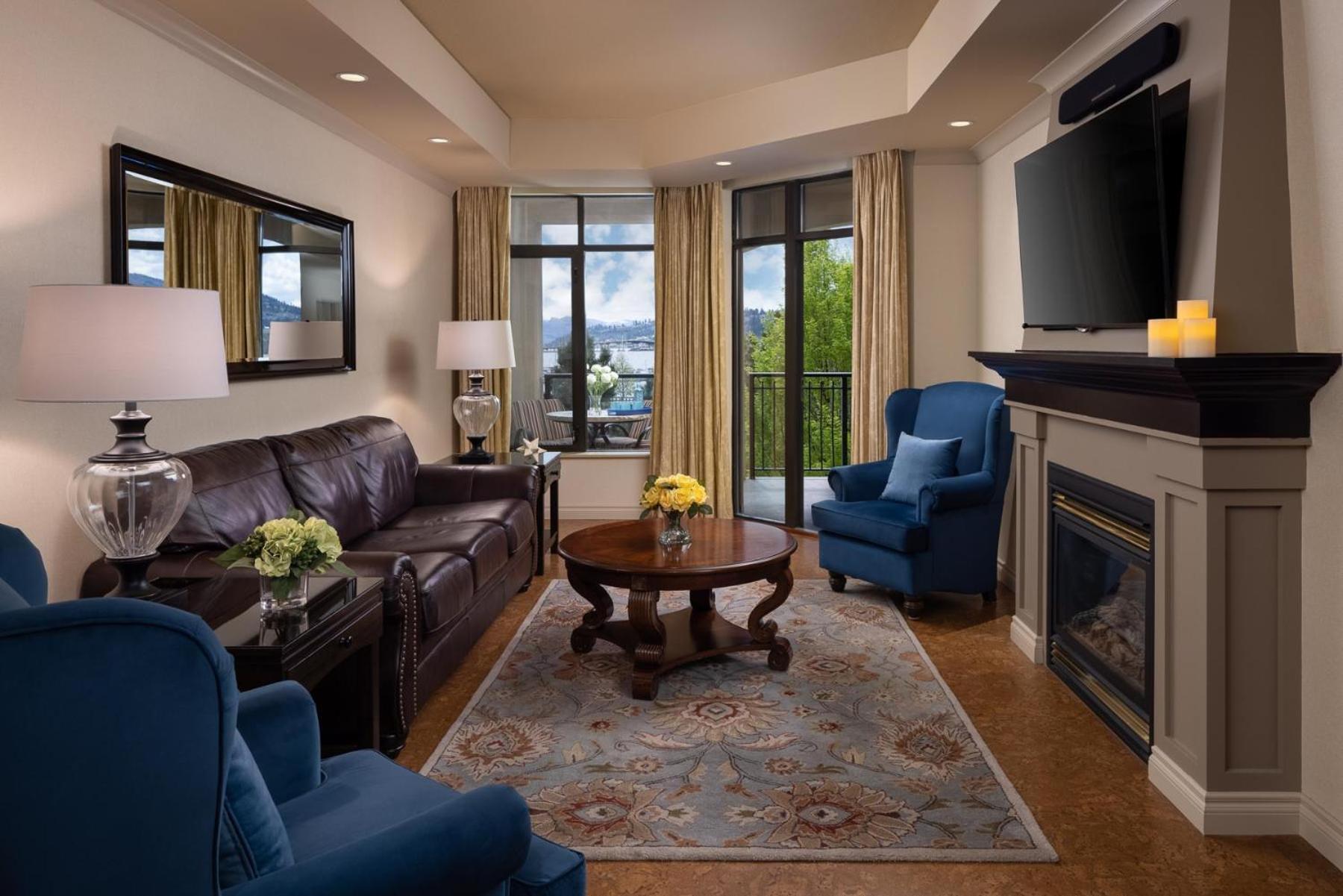 The Royal Kelowna - Bellstar Hotels & Resorts Exterior photo